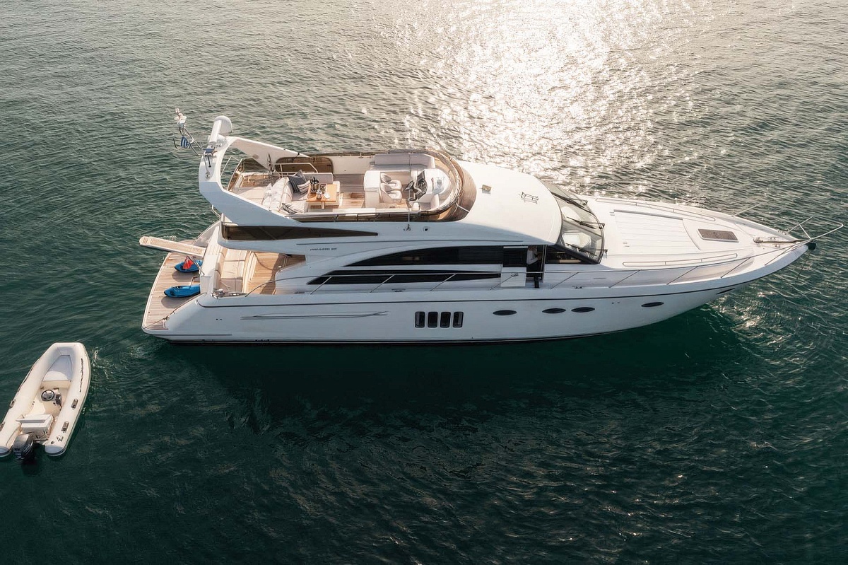 Princess 62